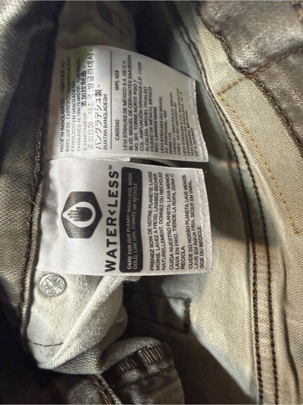 Levi's Light Grey‎ Denim Jeans with Contrast Stitching